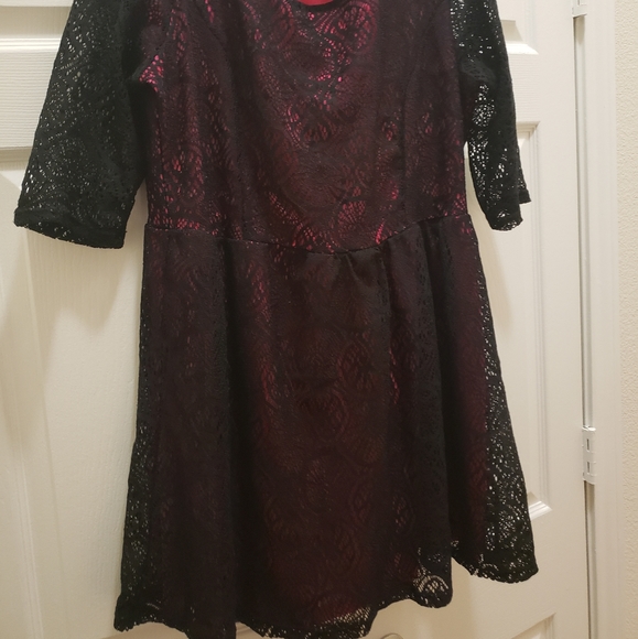 Plum Dress/Blouse - Picture 2 of 2